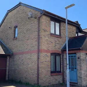Cf10 House - Centre , Cardiff United Kingdom
